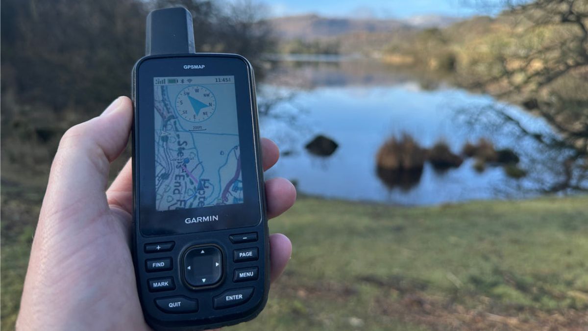 máy gps cầm tay garmin 67